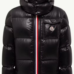 Moncler Puffer Jacket Size Small/ Medium Available 