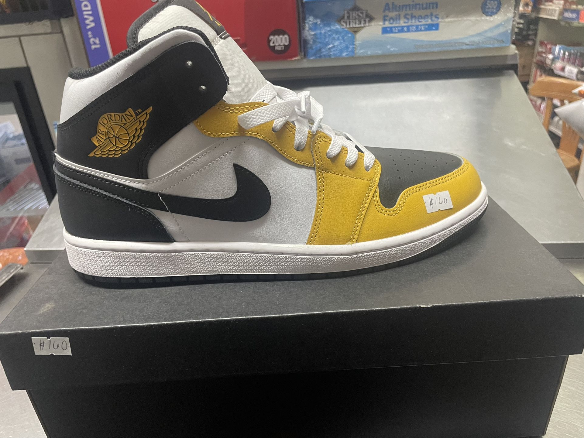 hot air jordan mid yellow ochre/black white jaune ocre/blanc/noir