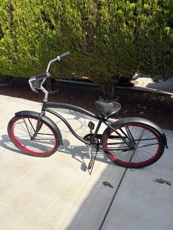 Beach cruiser bike