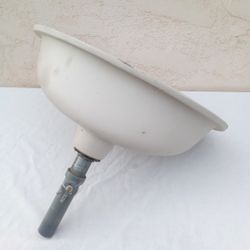 White Undermount Oval Bathroom Sink (19.25"x 16.5”) with Concealed Front Overflow