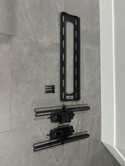 Sanus TV Wall Mount (SLT3) - Heavy Duty / LOW profile up to 150 Lbs