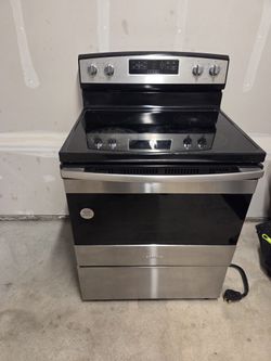 30-inch Amana® Electric Range with