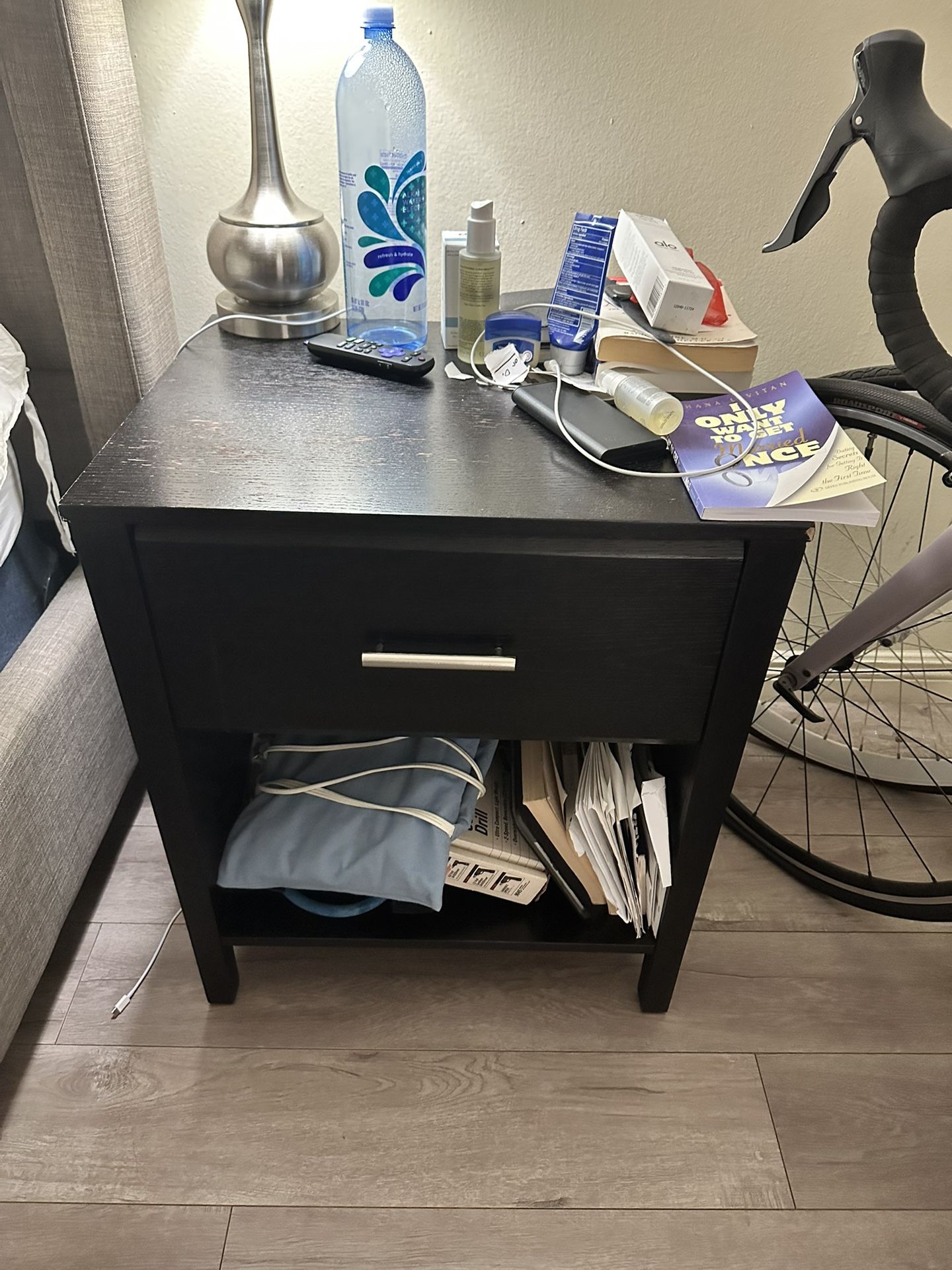 Set of 2 Black Nightstands / Bedside Tables Modern Style