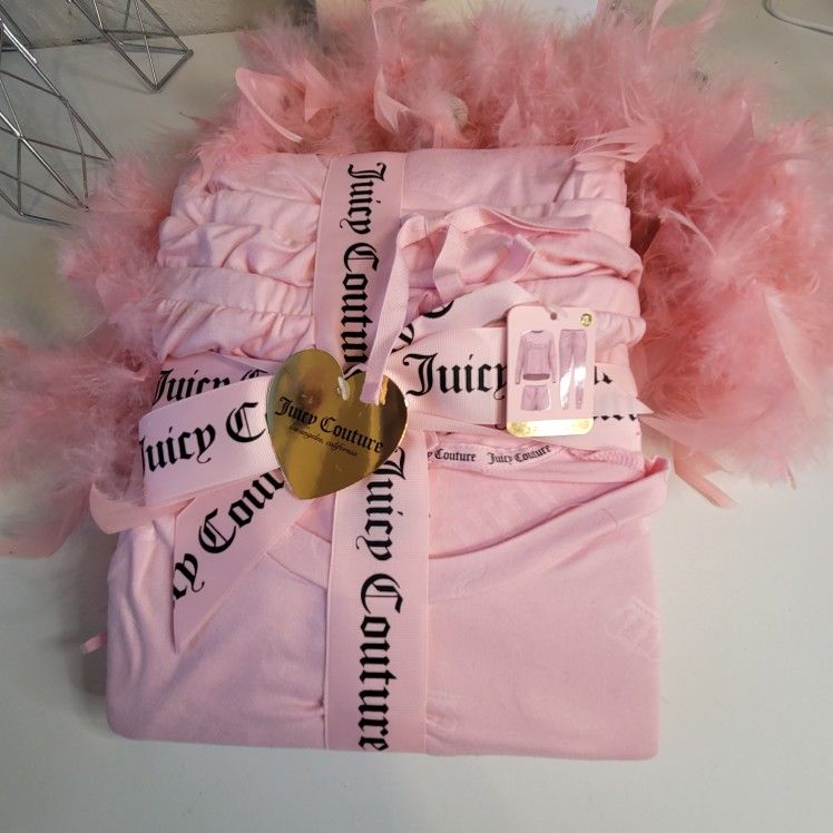 New Juicy Couture size Xlarge pink 3 Piece Velvet Jogger Pajama GiftSet Sleepwear