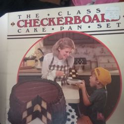Checkerboard Cake Pan