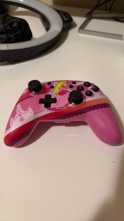 Peach Nintendo Switch Wireless Controller