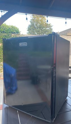 Emerson refrigerator
