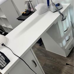 Vanity Manicure Desk