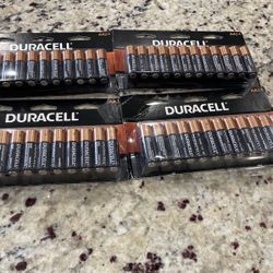 96 ( 24x4) Duracell Batteries AA Exp- 2028+