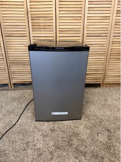 Frigidaire Mini Fridge