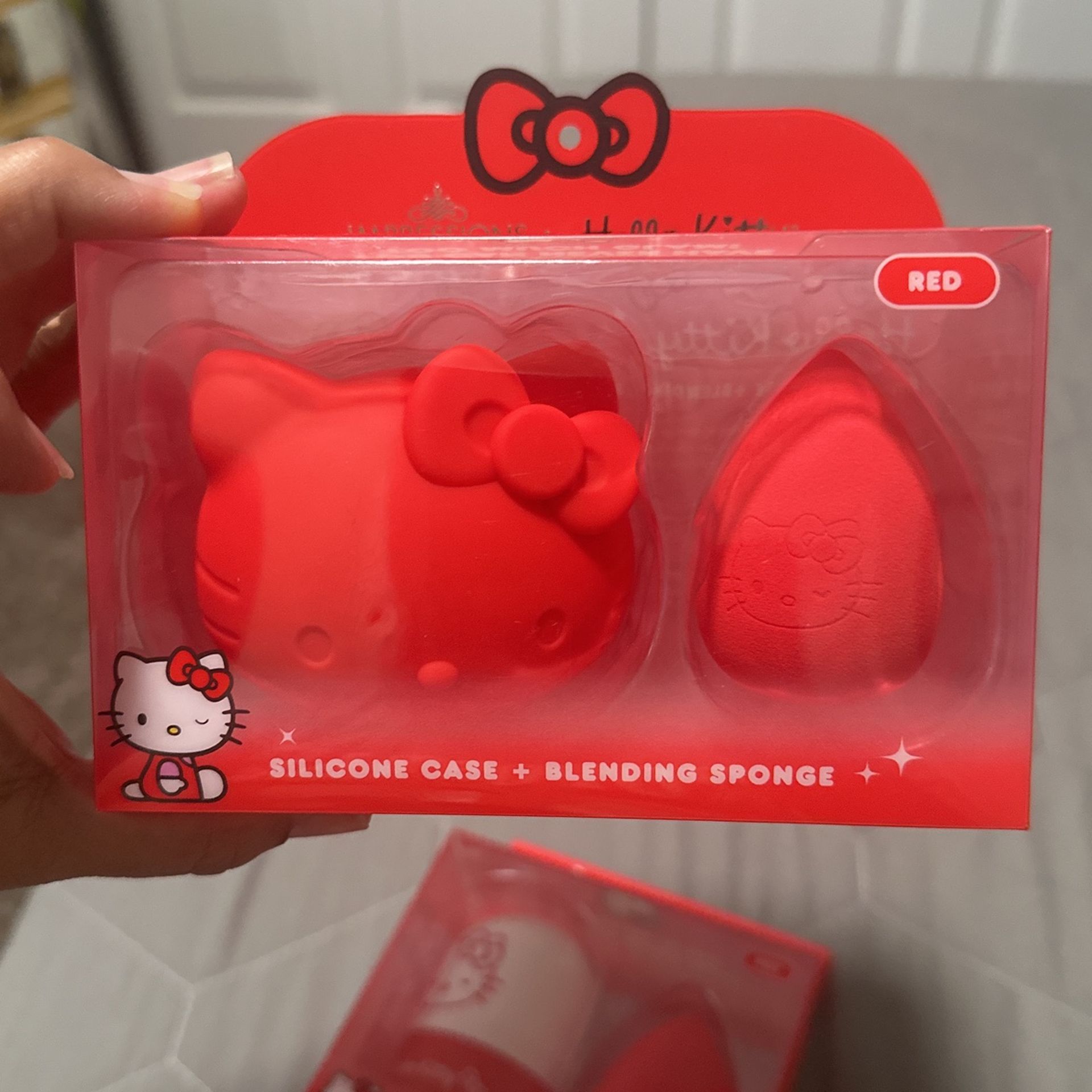 Hello Kitty Beauty Sponge