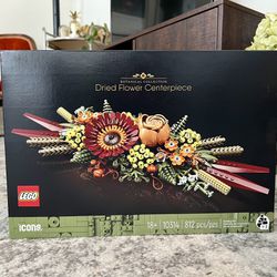 UNOPENED — LEGO Icons Dried Flower Centerpiece 