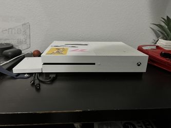 Xbox One S 2tb With Games And Controllers