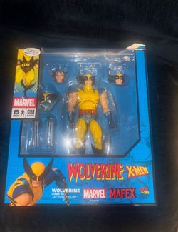 MAFEX 096 Wolverine