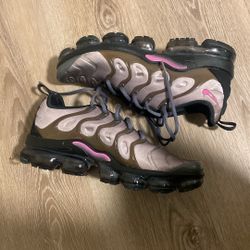 Nike Air VaporMax Plus 'Active Fuchsia' Atmosphere Grey/Dark