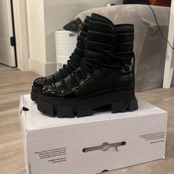 ALDO Women’s Snow Boots Sz 8.5