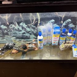 Fish Tank With Stand Light And Many Accessories 