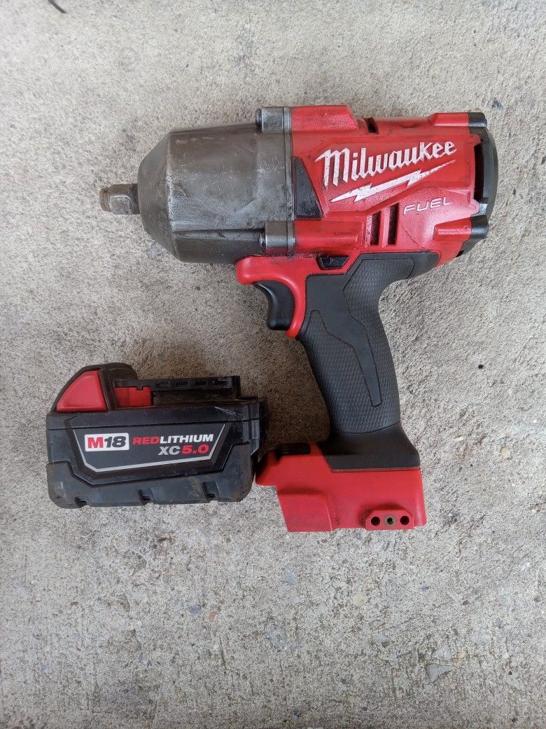 Milwaukee Torque Wrench M18