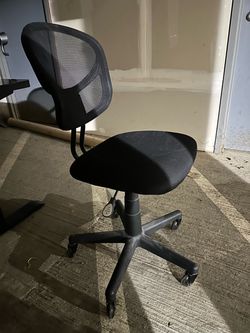 Rolling office chair