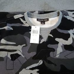 Men's XLarge Michael Kors Sweat Shirt.