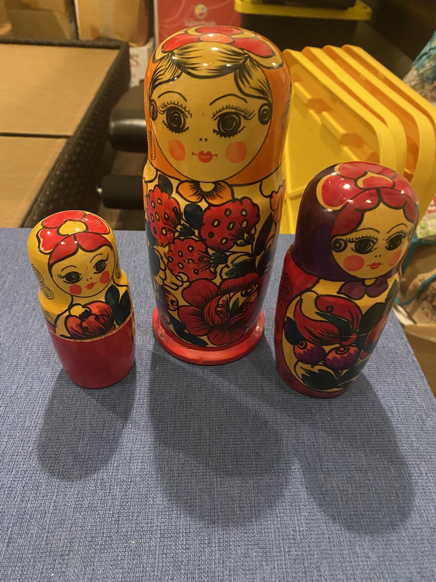 Vintage Babuschka Matrioschko Folkloro Set Of 3 Martioshka