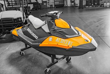 2014 Sea-Doo Spark 2Up Rotax 900 H.O. Ace™ Ibr Convenience Package