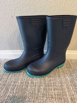Rain boots- big kid size 2