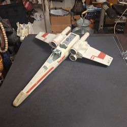 1978 Kenner Star Wars Plastic X Wing Fighter Model - For Parts Or Repair - AS-IS