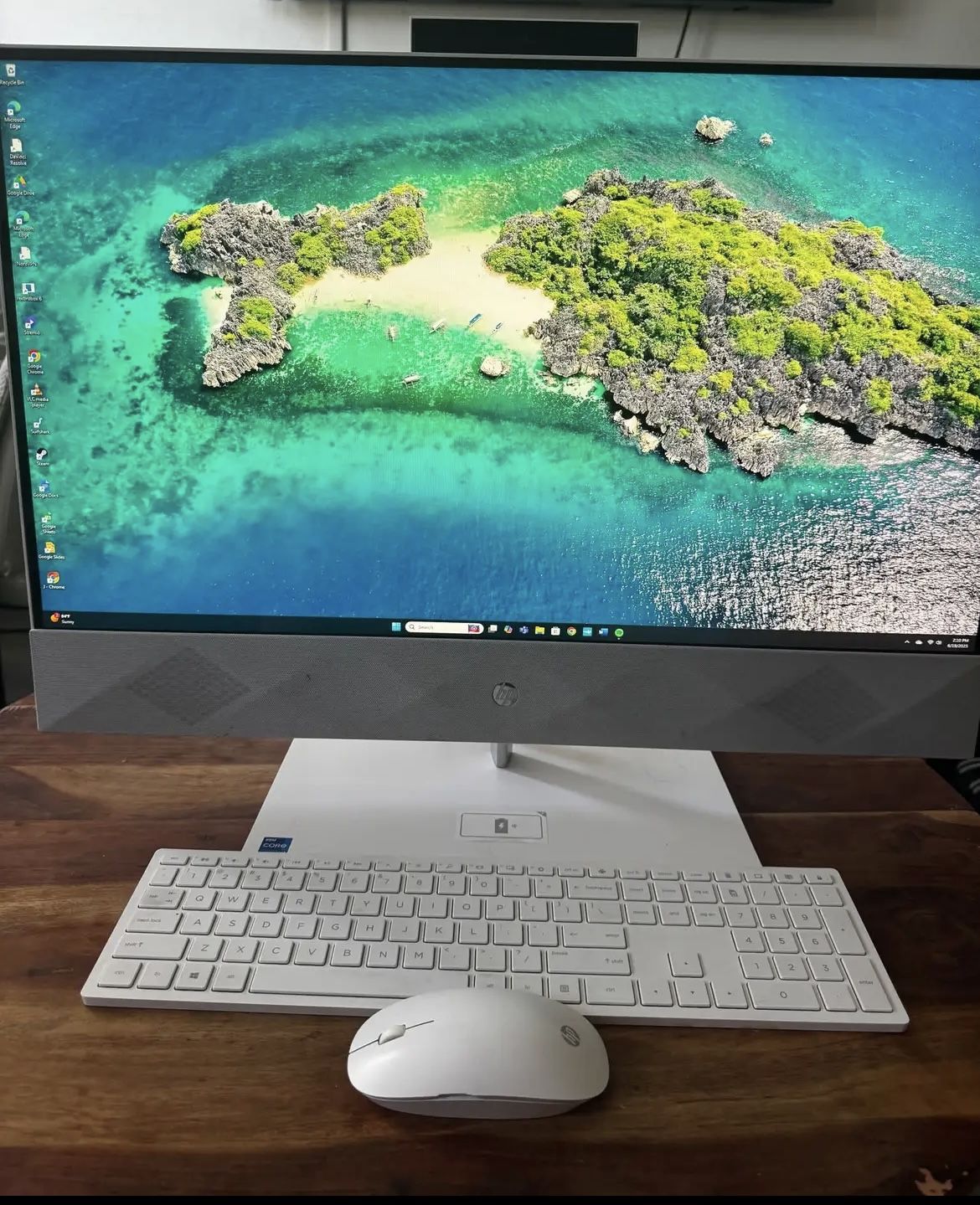 HP Pavilion 27inch all in one touchscreen