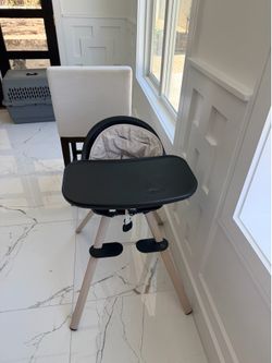 High chair dinning