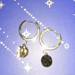 Atolea Gold Hoop Earrings 