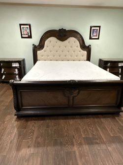 Queen Size Mattress Pillow Top New Bedframe sold separately