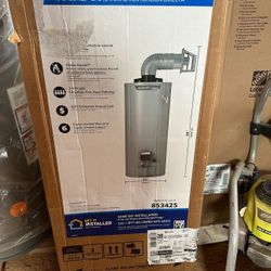 AO SMITH 100 40 Gallon Natural Gas Heater