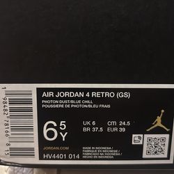 Air Jordan 4 retro size 5 youth women’s size 6