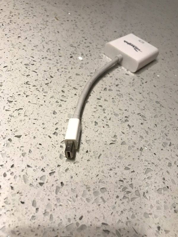 Apple Mac lightning cord, hdmi connection to tv