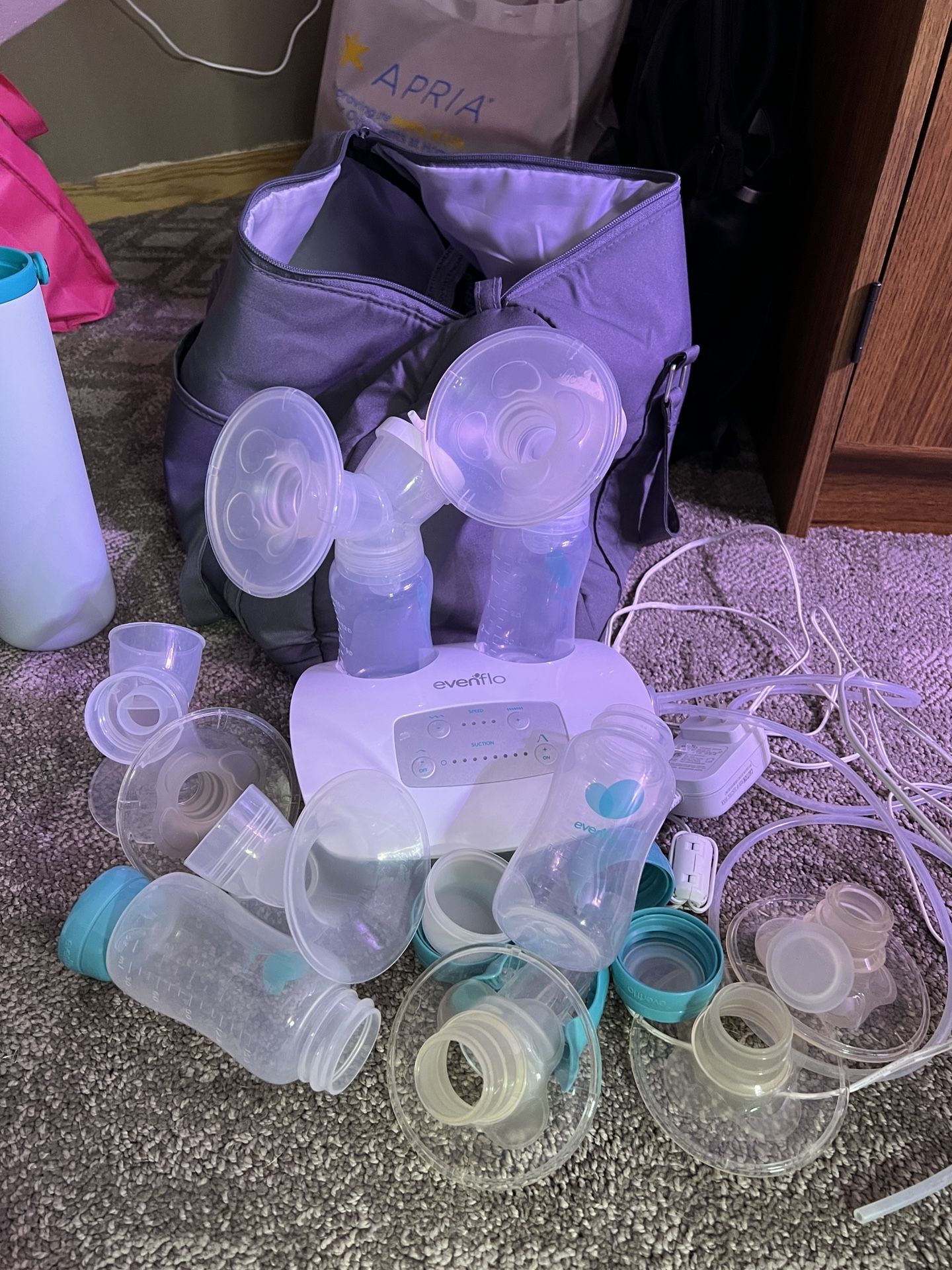 Evenflo Pump Bag And Parts 