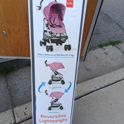 Baby Stroller Front Facing So You Could See Your Baby All The Time Or  Just The Regular Stroller