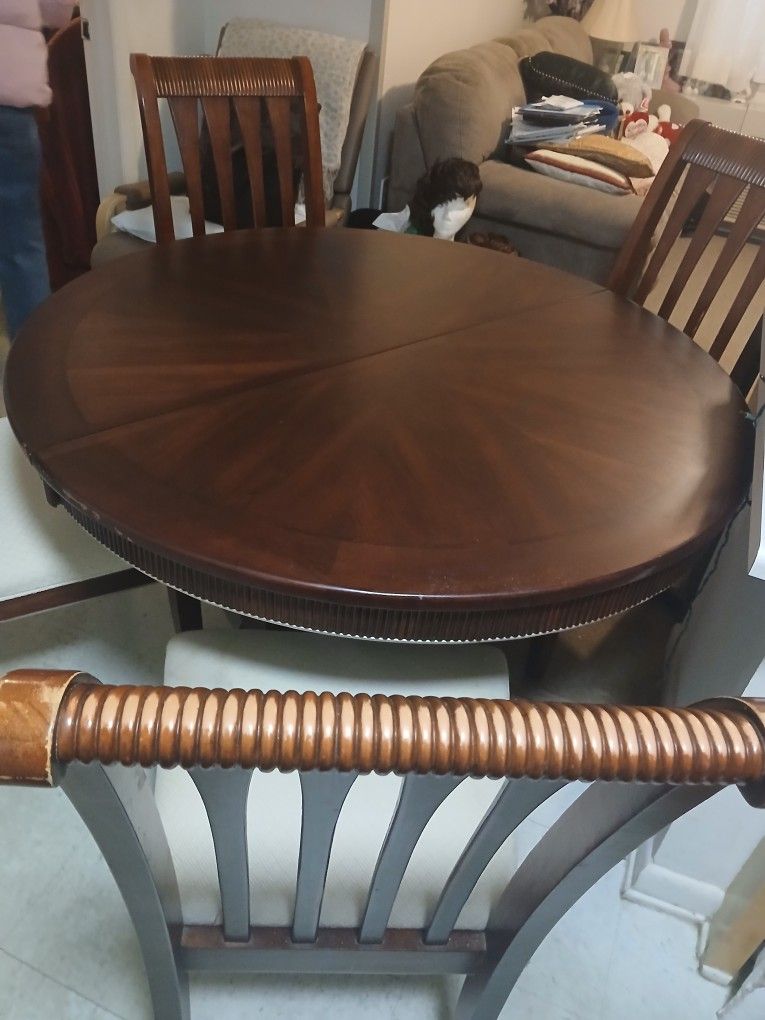 Dining Table and China With 4 Chaira