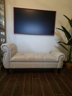 Ipswich Button Tufted Bench