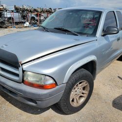 2004 Dodge Dakota PARTS @U-Pull Auto Parts DD3040