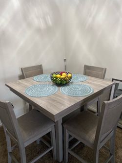 Dinning table