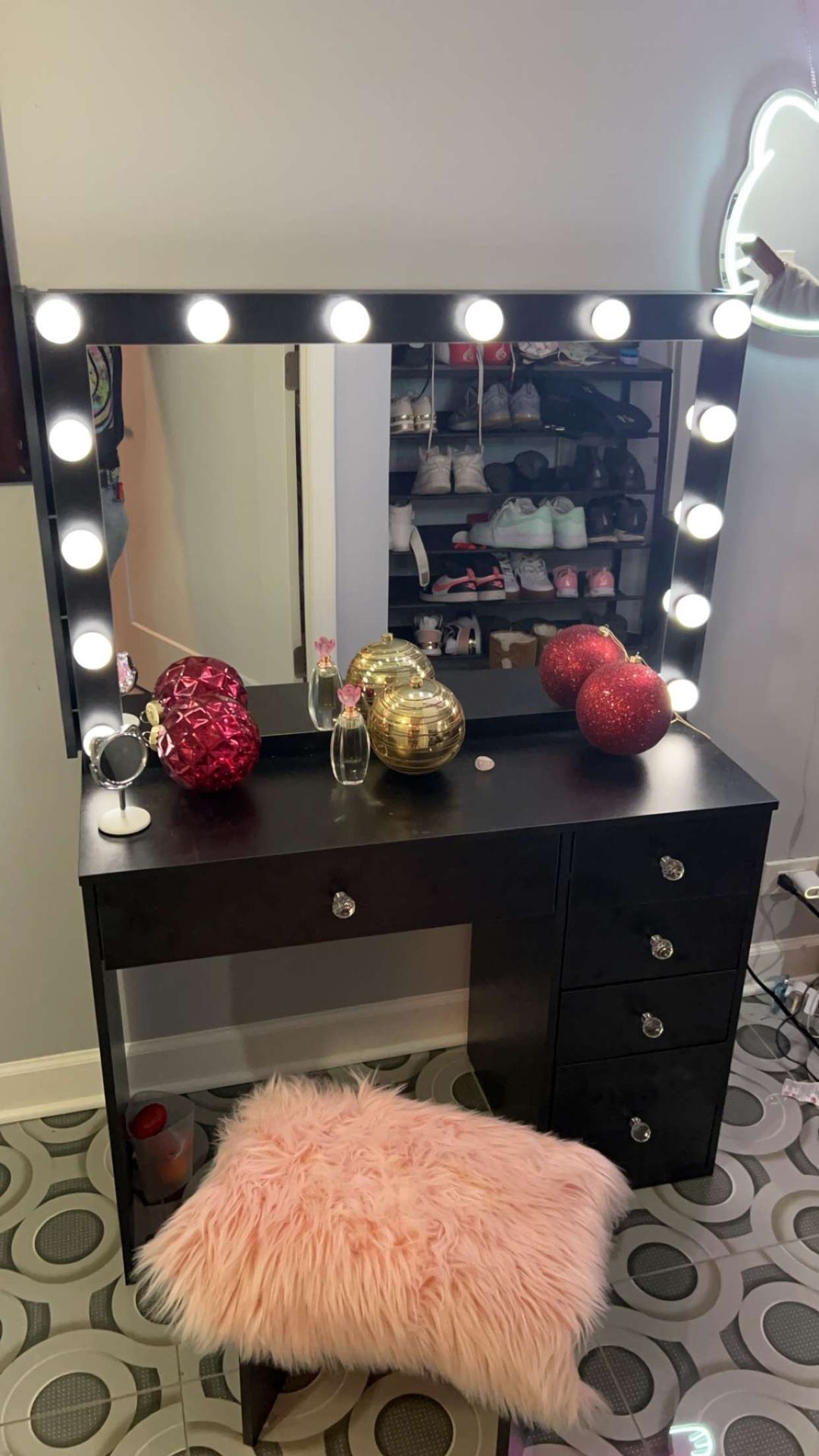 Vanity New New In . Box