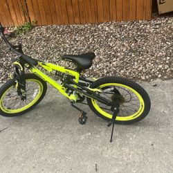 Genesis Dual Shock Terrain Savage Boys Bike