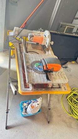 Tile saw