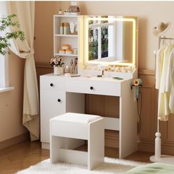 Brand new Vanity Desk with Mirror & Lights- White