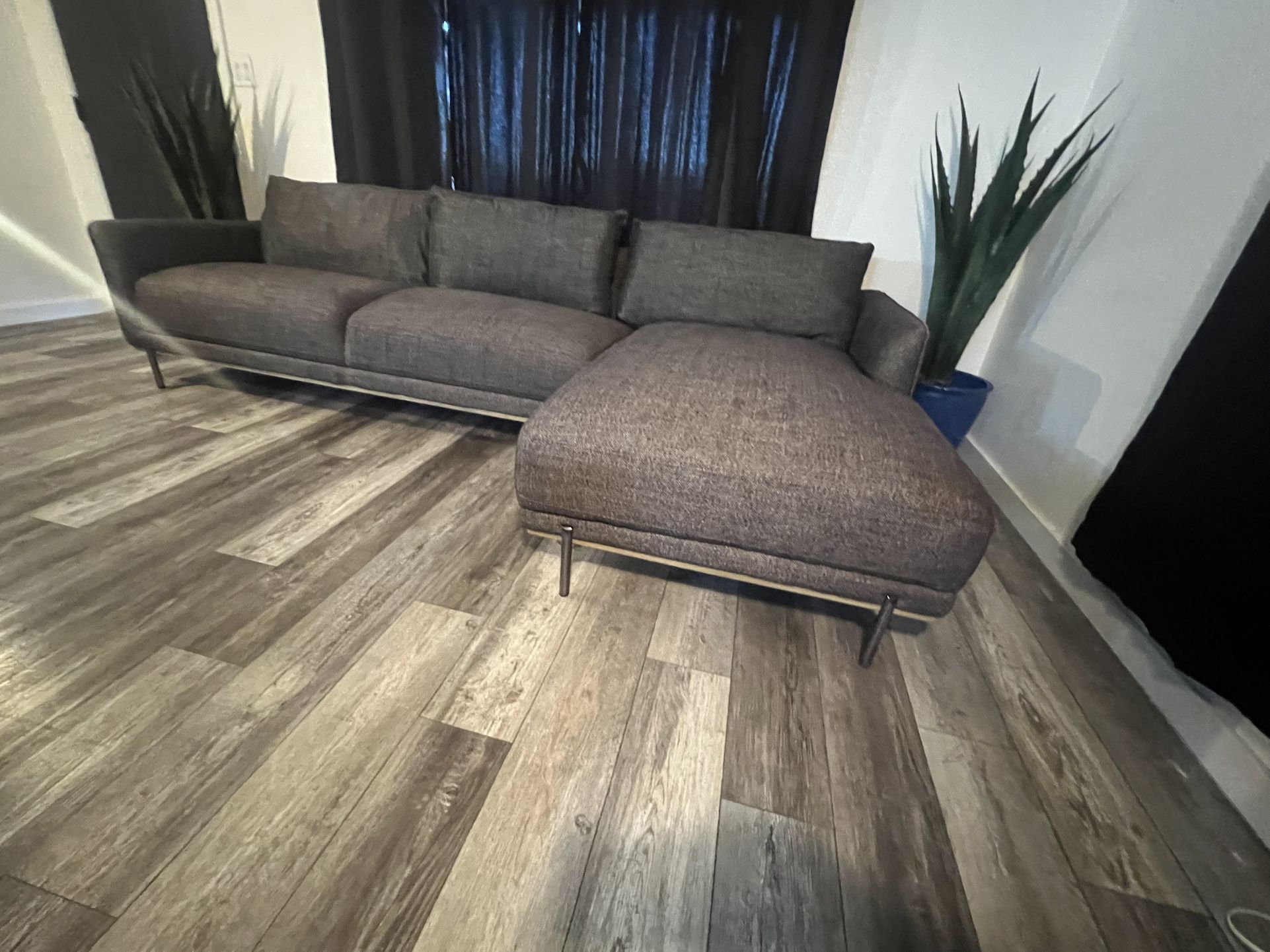 sectional couch free delivery