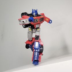Volvo Optimus Prime 