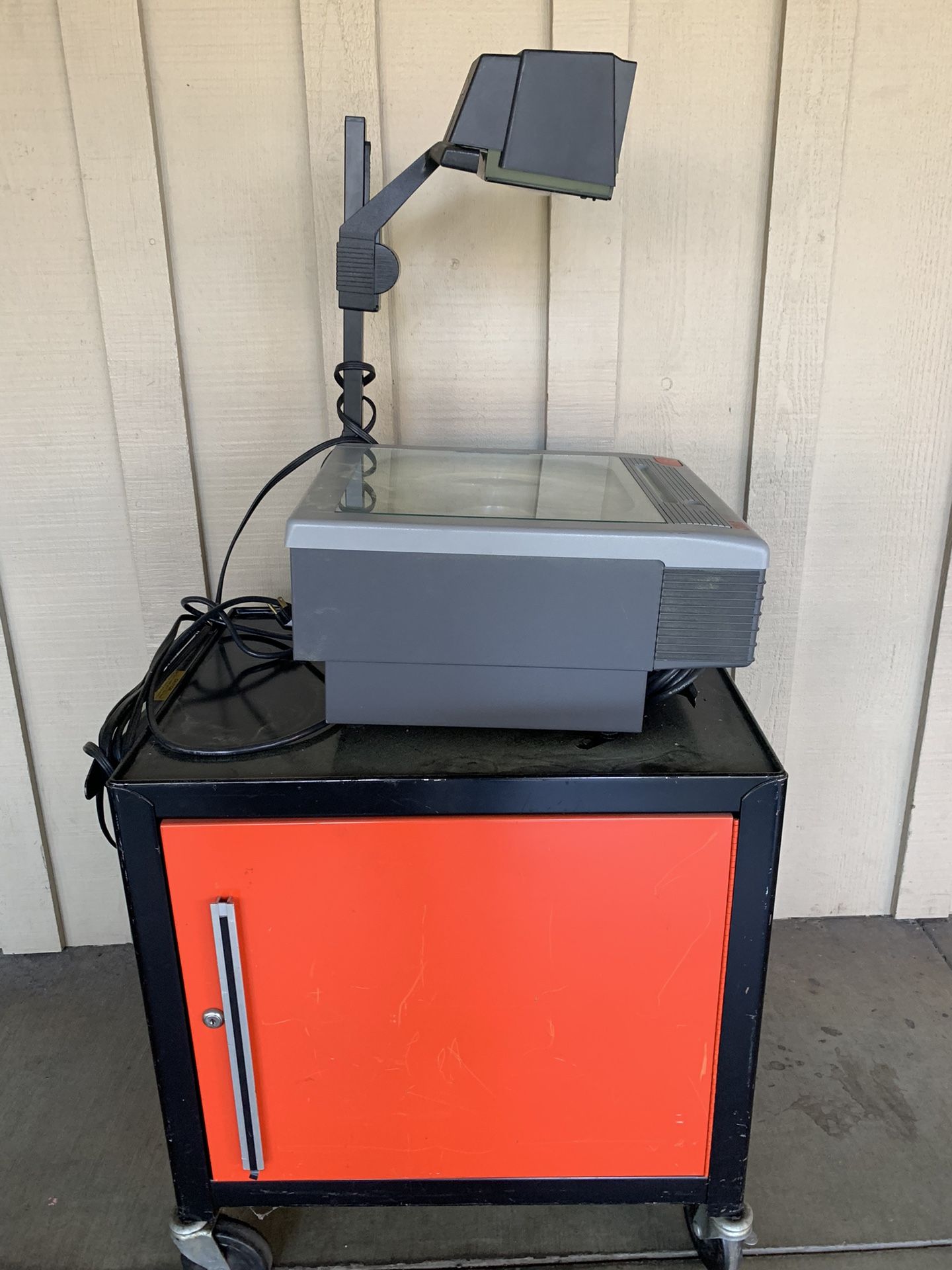 Overhead Projector With Cart