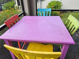 Colorful Outdoor Patio Table + 4 Chairs – Rustic, Weathered Look