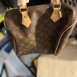 Beautiful Bags New In Box